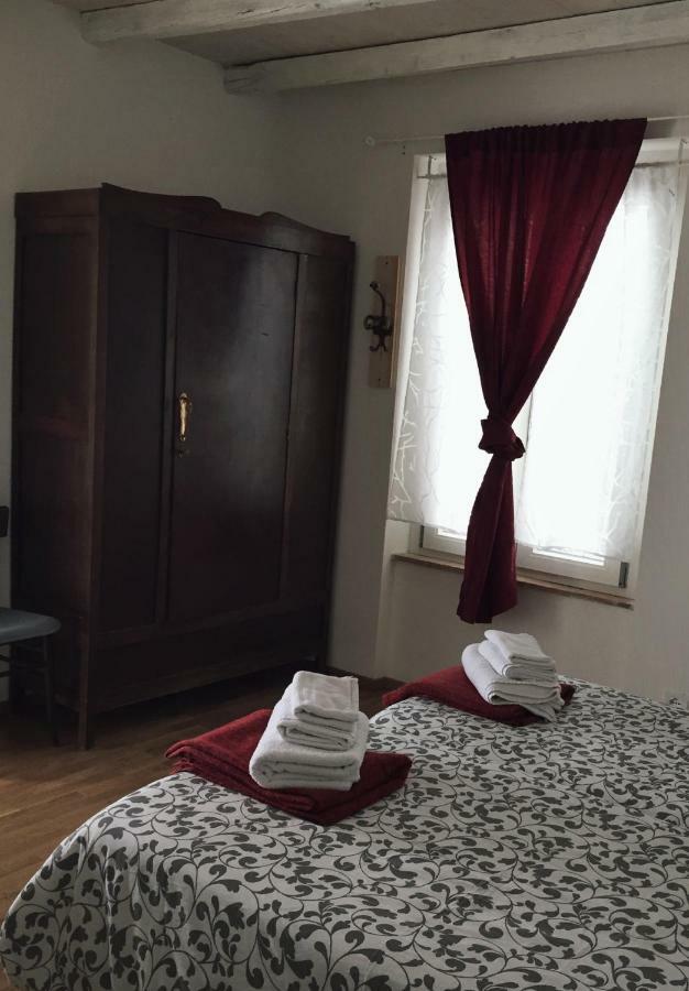 Bed and Breakfast Casa Del Nespolo Pilzone Exteriér fotografie